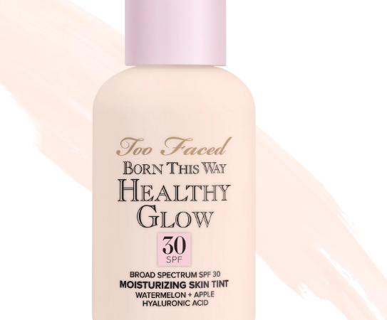 1 23 543x450 - Too Faced Born This Way Healthy Glow Skin Tint Foundation