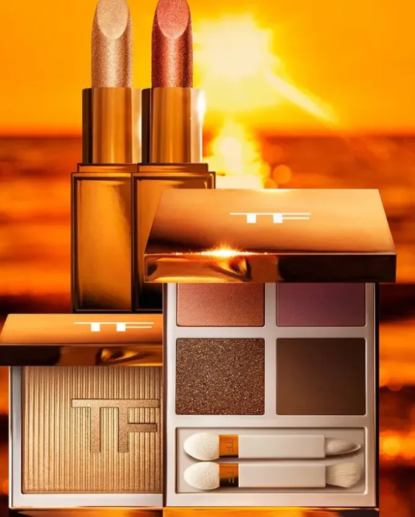 1 16 - Tom Ford Summer Soleil de Feu Collection 2023