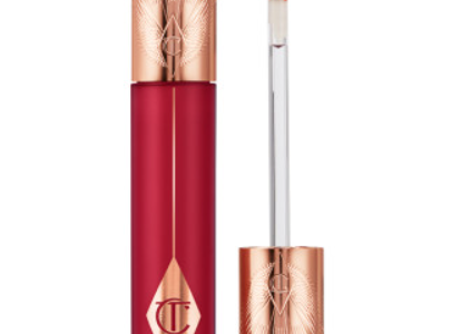 1 21 414x300 - Charlotte Tilbury Airbrush Flawless Lip Blur 2023