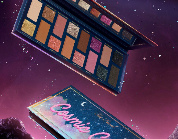 1 26 577x450 - Too Faced Cosmic Crush Eyeshadow Palette 2023