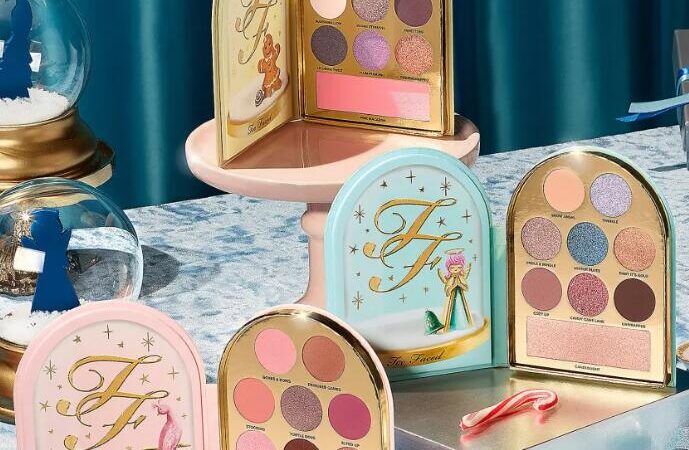 1 22 689x450 - Too Faced Let It Snow Globes 3-Piece Palette Gift Set 2023