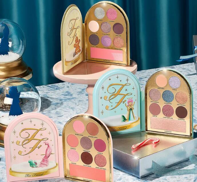 1 22 - Too Faced Let It Snow Globes 3-Piece Palette Gift Set 2023