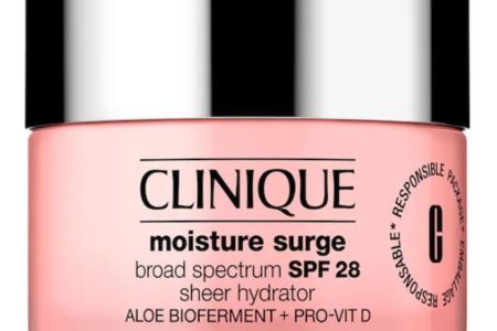 1 23 450x300 - Clinique Mini Moisture Surge™ Broad Spectrum SPF 28 Sheer Hydrator Moisturizer 2023