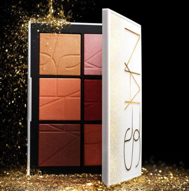 1 5 - NARS Holiday All That Glitters Light Reflecting™ Cheek Palette 2023