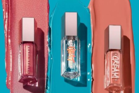 1 11 450x300 - Fenty Beauty by Rihanna Glossy Posse Volume 6.0 Full-Size Gloss Bomb Trio