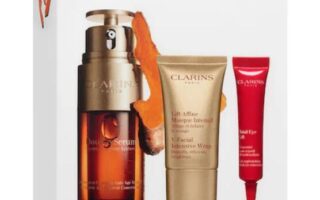 3 1 320x200 - Clarins Anti-Aging Skincare Essentiels Set 2023