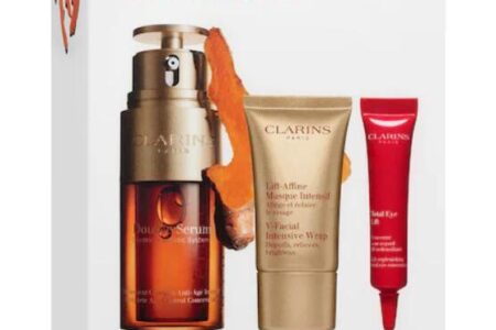 3 1 450x300 - Clarins Anti-Aging Skincare Essentiels Set 2023