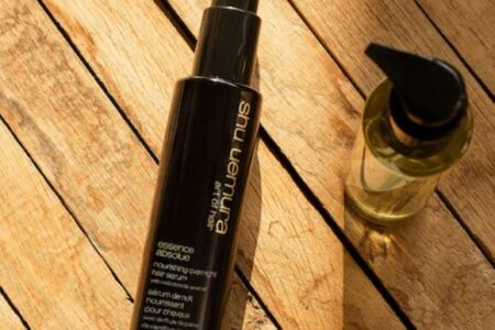 1 7 450x300 - Shu Uemura Essence Absolue Nourishing Overnight Hair Serum 2023