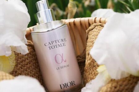 4 9 450x300 - Dior Capture Totale Le Sérum Anti-Aging Serum 2023