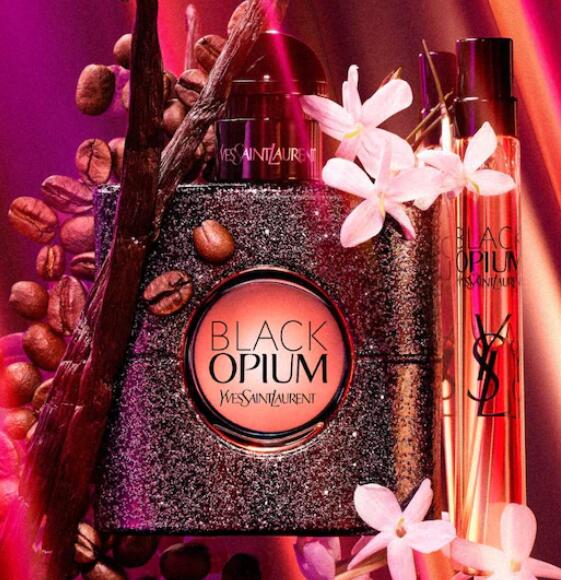 1 47 - Yves Saint Laurent Black Opium Eau de Parfum Valentine's Day Set 2024