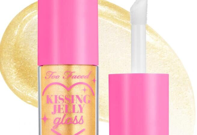 1 52 655x450 - Too Faced Kissing Jelly Non-Sticky Lip Oil Gloss 2024