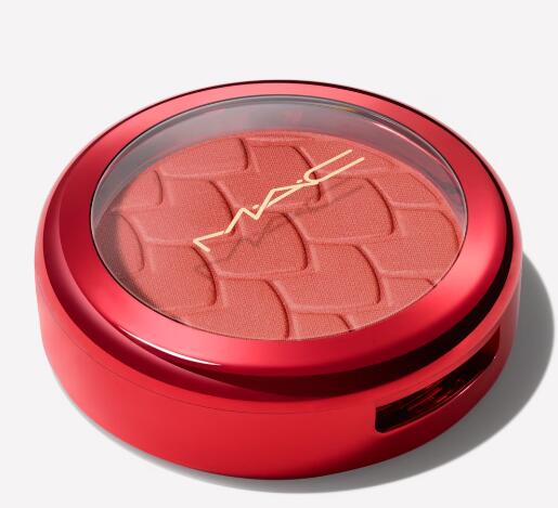 4 7 - MAC Cosmetics Lunar New Year Lovestruck Luck Powder Blush 2024